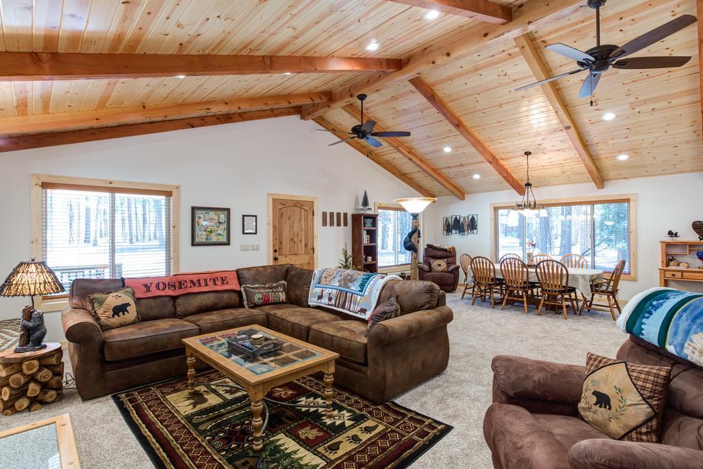 Chalet 36 Larkspur Lair Wawona